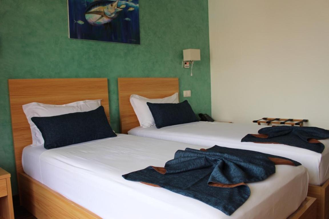 Blue Marlin Hotel Mindelo Exterior photo