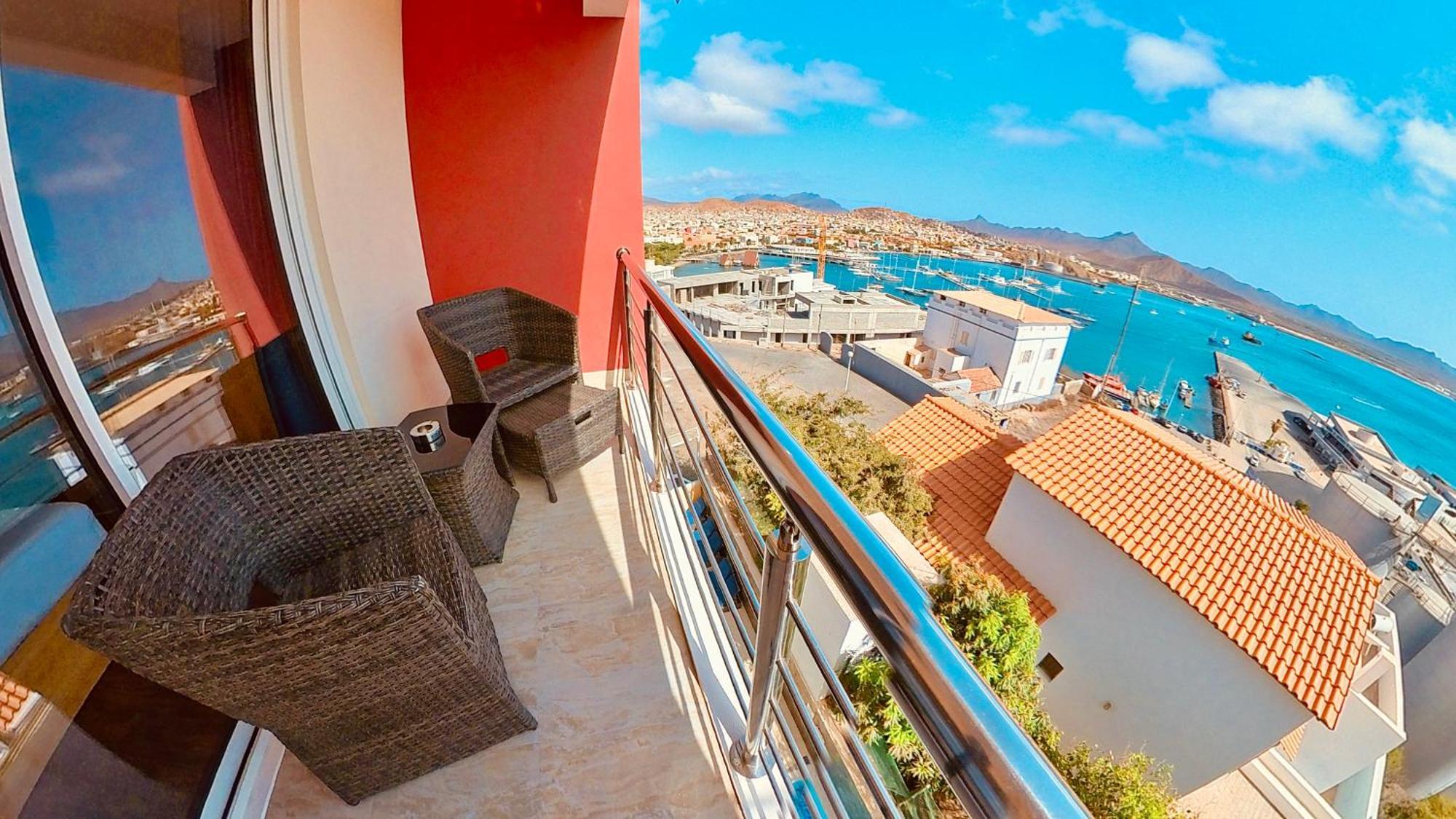 Blue Marlin Hotel Mindelo Exterior photo